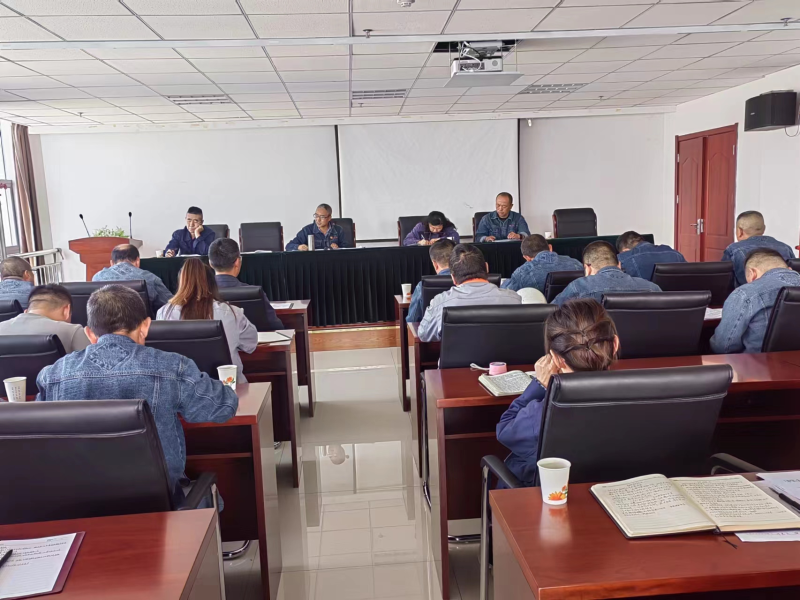 精準(zhǔn)研判風(fēng)險(xiǎn)隱患 全面落實(shí)主體責(zé)任——物產(chǎn)工投公司召開中秋、國慶節(jié)前安全生產(chǎn)專題會(huì)