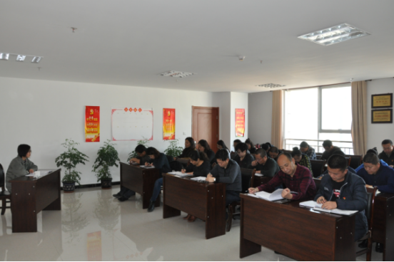 集團(tuán)黨委委員、副總經(jīng)理劉玲同志宣講黨的十九大精神