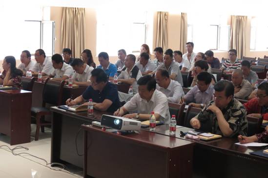 加強(qiáng)業(yè)務(wù)培訓(xùn)，提升工作能力